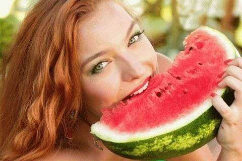 Da sáng, dáng đẹp lại khỏe mạnh từ loại quả có trong ngày Tết này