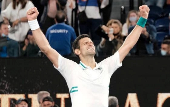 Novak Djokovic giành danh hiệu Australian Open thứ ba liên tiếp
