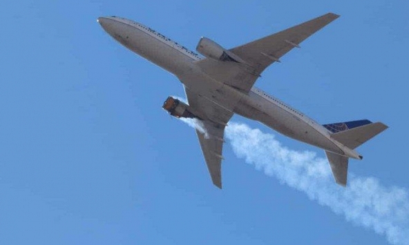 United Airlines tạm ngừng sử dụng tất cả máy bay Boeing 777 sau sự cố lỗi động cơ