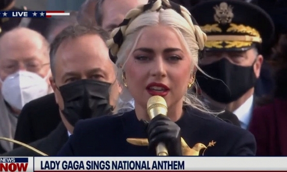 Lady Gaga hát quốc ca trong lễ nhậm chức của tân Tổng thống Mỹ Joe Biden