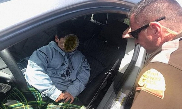 Cậu bé 5 tuổi lái ô tô đi mua Lamborghini ở Mỹ