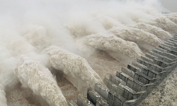 Đập Tam Hiệp lần đầu mở toàn bộ 10 cửa xả lũ