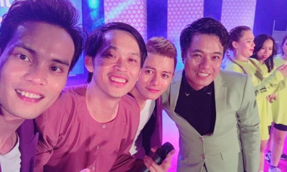 Khán giả Bình Định đợi Hoài Linh suốt 9 tiếng đồng hồ