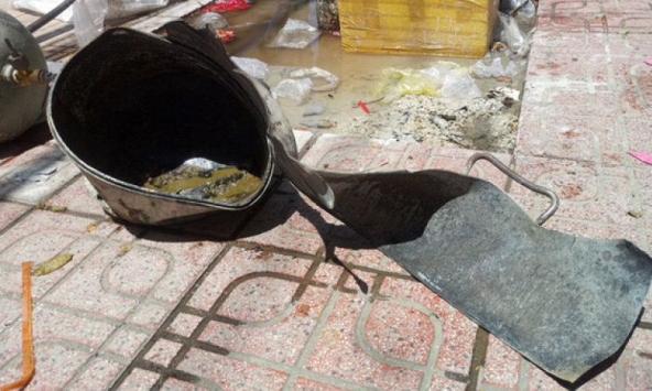 Khánh Hòa: Nổ bình bơm bóng bay, 1 phụ nữ bị hất văng ra xa