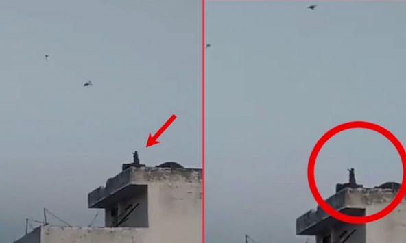 Khỉ lên sân thượng... thả diều gây bão mạng xã hội