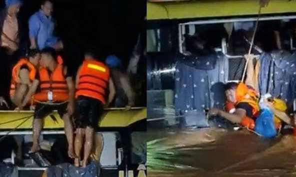 Kịp thời cứu 18 người trên xe khách bị lũ cuốn trôi ở Quảng Bình