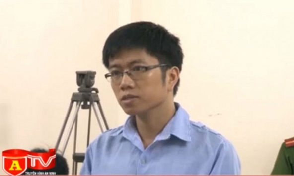 Phó giám đốc ngân hàng lừa đảo chiếm đoạt gần 60 tỷ đồng