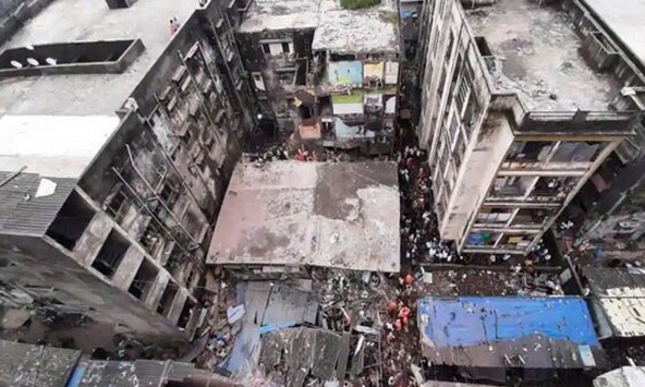 Sập chung cư ở Mumbai, 8 người chết, nhiều người mắc kẹt