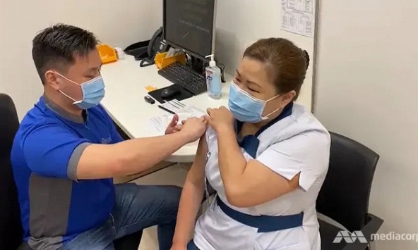 Singapore là nước Đông Nam Á đầu tiên tiêm vaccine COVID-19 cho người dân