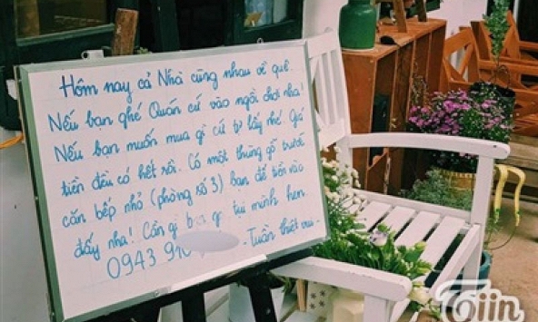 Sự thật bất ngờ về quán cafe vắng chủ ở Đà Lạt, khách mua gì tự lấy, tự trả tiền