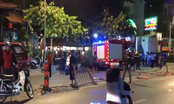 Xe 'điên' tông hàng loạt xe máy ở Gò Vấp, TP. HCM