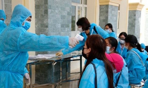 COVID-19 chiều 31/1: Thêm 36 ca nhiễm mới, Hà Nội yêu cầu đóng cửa karaoke, vũ trường