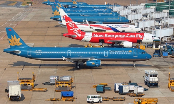 Infographic: Bản đồ mạng lưới sân bay dày đặc ở Việt Nam