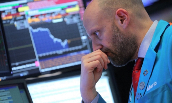 Chứng khoán Mỹ giảm điểm, cổ phiếu công nghệ kéo S&P 500 đi xuống 