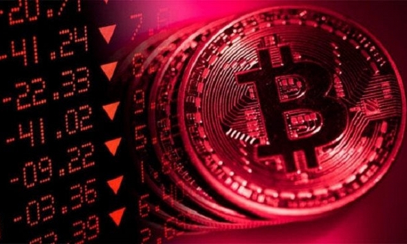 Giá Bitcoin hôm nay 5/3: Rơi tự do