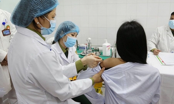 Bao nhiêu người ở TP.HCM sẽ được tiêm vaccine COVID-19 trong đợt đầu?