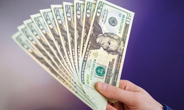 Tỷ giá ngoại tệ hôm nay 5/3: USD bật tăng mạnh mẽ