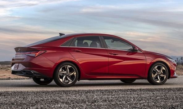 Những chiếc xe hơi phù hợp nhất với chị em phụ nữ