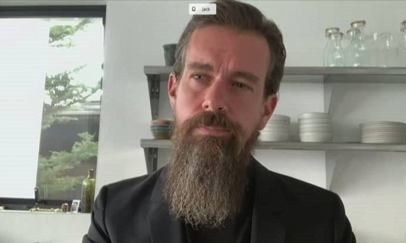 Dòng tweet đầu tiên của CEO Twitter được đấu giá 2,5 triệu USD