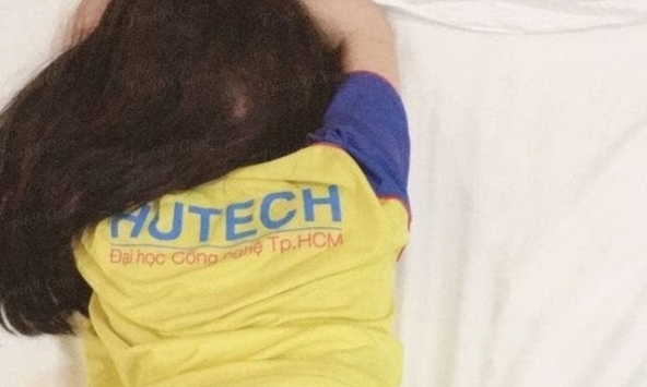 Cộng đồng mạng xôn xao với clip sex của người mặc áo HUTECH