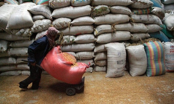 Thương mại song phương giữa Việt Nam và Campuchia đạt hơn 3 tỷ USD trong năm 2020