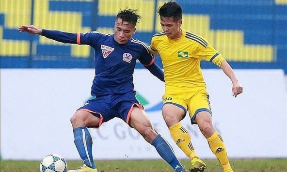 Lịch thi đấu bóng đá hôm nay 18/3: Sông Lam Nghệ An - Than Quảng Ninh
