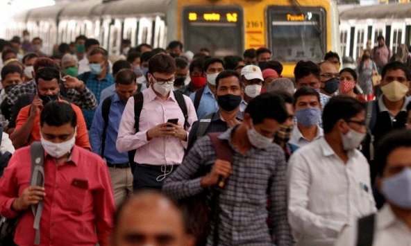 COVID-19 đã đẩy 90 triệu người từ tầng lớp trung lưu toàn cầu xuống thành người nghèo