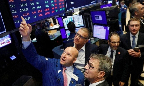 Cổ phiếu công nghệ dẫn đầu mức tăng của chứng khoán Mỹ, Nasdaq đóng cửa cao hơn 1%