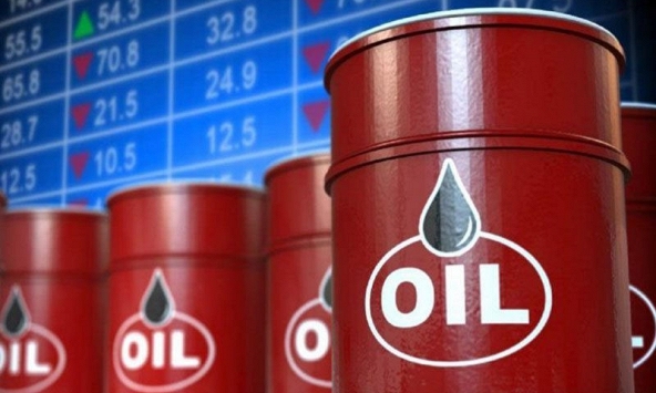 Giá dầu thô tăng nhẹ bất chấp các lệnh phong tỏa ở châu Âu