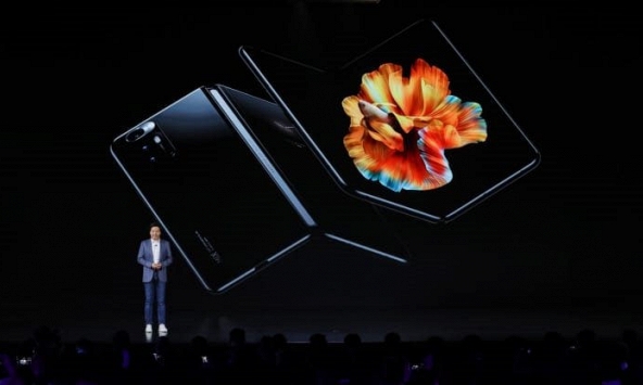 Xiaomi Mi Mix Fold là smartphone đầu tiên trên thế giới, công nghệ camera dạng lỏng