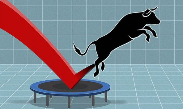 VN-Index vượt đỉnh lịch sử sáng 1/4, FLC và ROS bị chốt lời