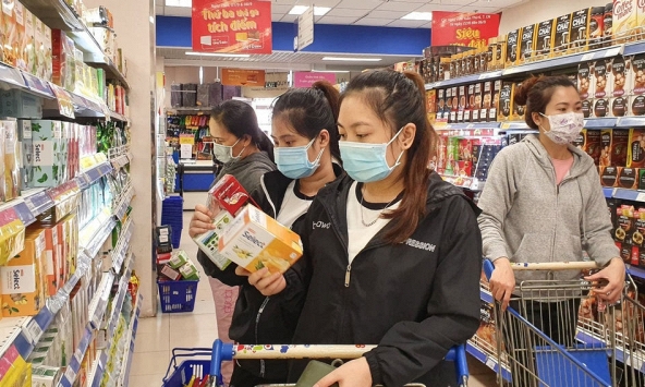 Thị trường thực phẩm ngày 1/4: Nhiều siêu thị khuyến mãi lớn