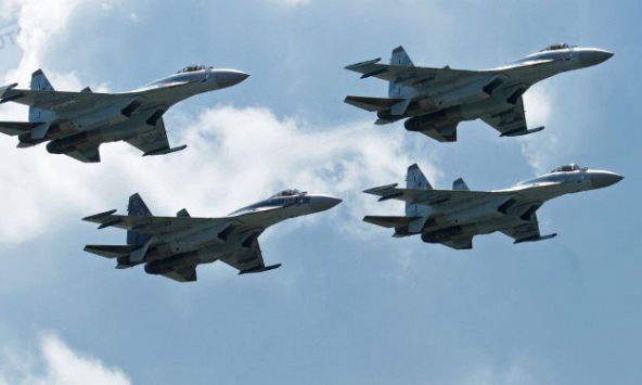 Máy bay nào có thể cạnh tranh với Su-35?