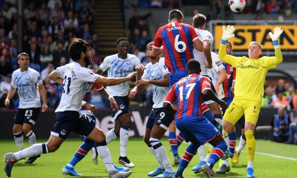 Lịch thi đấu bóng đá hôm nay 5/4: Everton - Crystal Palace