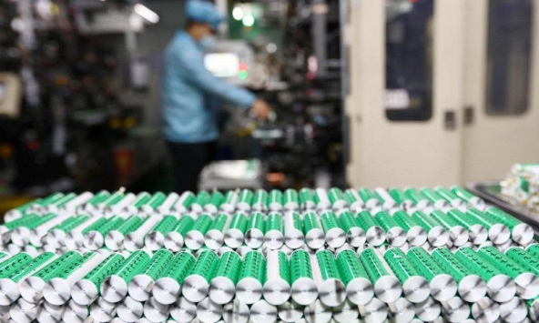 Mỹ đang đối mặt với tình trạng thiếu pin lithium-ion khi sản xuất xe điện gia tăng