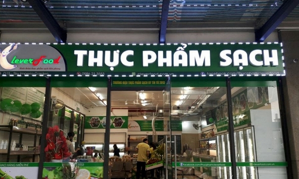 Cửa hàng thực phẩm sạch CleverFood bán cá kho có giòi