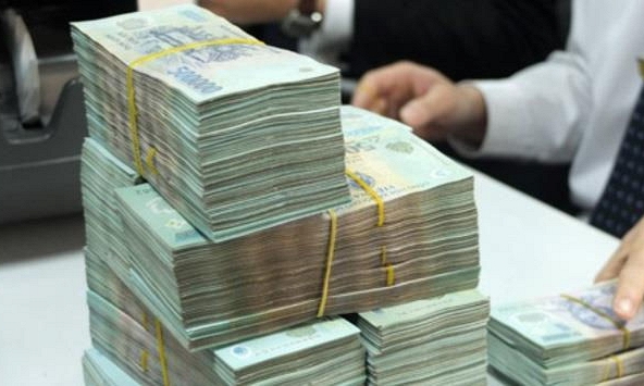 Ngân hàng Nhà nước yêu cầu kiểm soát chặt tín dụng vào các lĩnh vực đang sốt như đất đai, chứng khoán