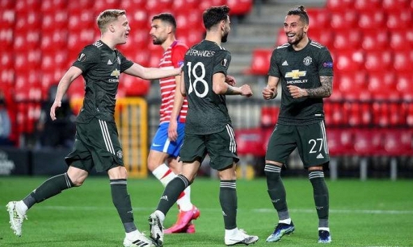 Lịch thi đấu bóng đá hôm nay 15/4: Manchester United - Granada