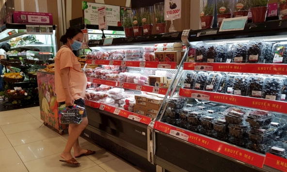 Thị trường thực phẩm ngày 19/4: Mận cơm Sơn La rớt giá 'thê thảm'