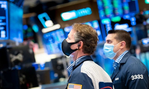 Fed giữ lãi suất gần 0, chứng khoán Mỹ đi ngang