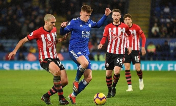 Lịch thi đấu bóng đá hôm nay 30/4: Southampton - Leicester City