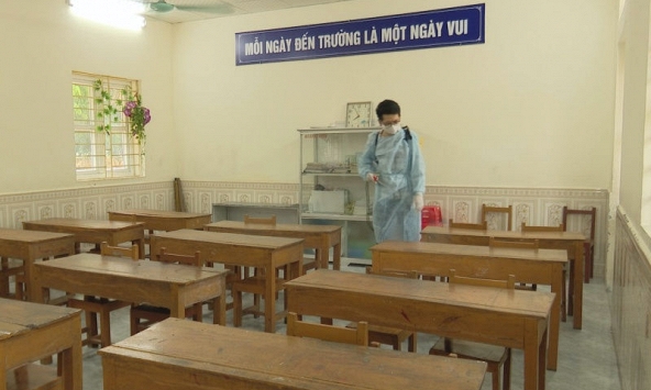 Hà Nội và nhiều tỉnh thành cho học sinh nghỉ học để phòng chống dịch COVID-19