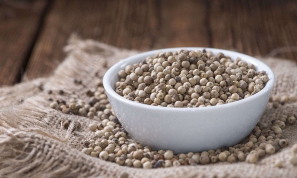 Giá tiêu đầu tuần đi ngang