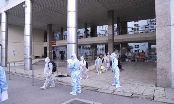 500 người ở Bệnh viện K được chuyển tới cơ sở cách ly khác