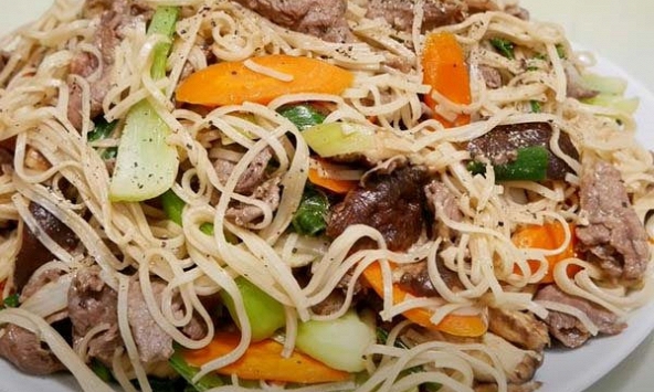 Món ngon mỗi ngày: Cách làm phở xào bò cực ngon, không nát