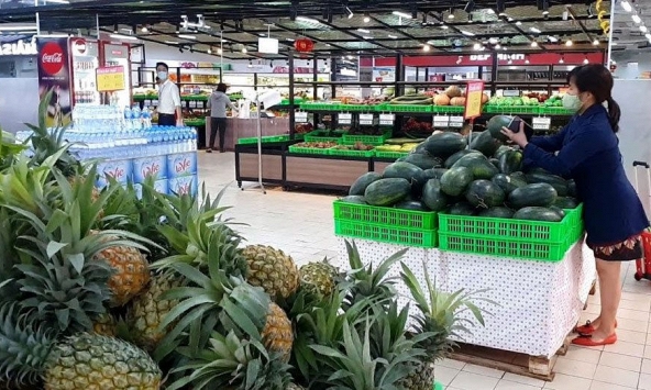 Dứa ở nhiều nơi được mùa, giá tăng