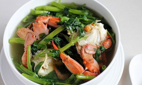 Món ngon mỗi ngày: Cách nấu canh ghẹ rau muống thanh mát, ngọt lành