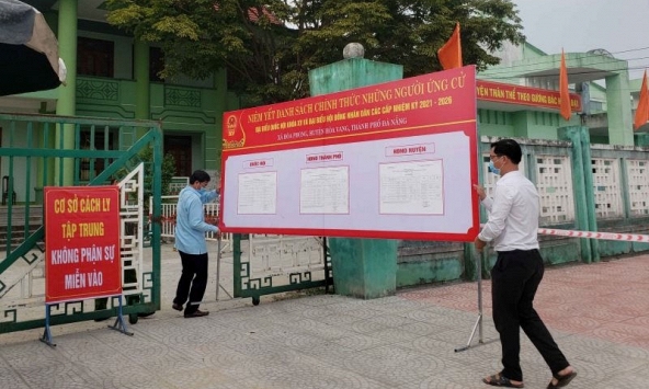 Bầu cử trong khu cách ly COVID-19 diễn ra như thế nào?