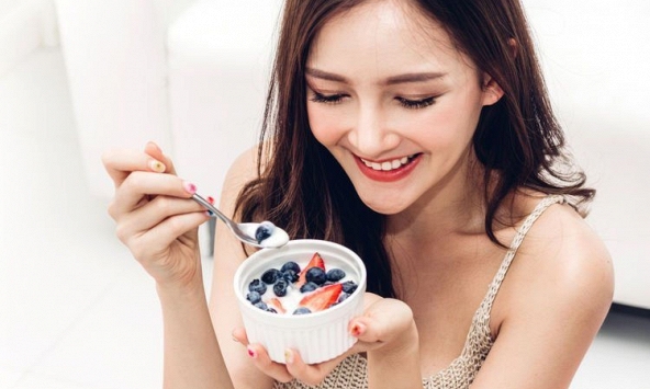 Ăn gì giúp nàng ngăn ngừa nếp nhăn?