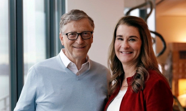 Trước tuyên bố ly hôn, Quỹ Bill & Melinda Gates bán toàn bộ cổ phiếu của Apple và Twitter